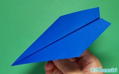 紙飛行機の作り方まとめ 簡単でよく飛ぶもの 世界一飛ぶ紙飛行機まで多数 Monosiri
