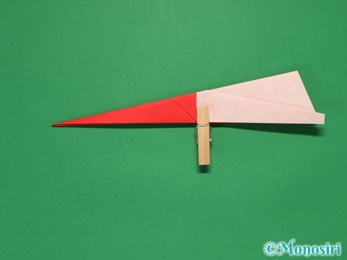 よく飛ぶ紙飛行機の作り方12