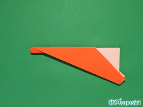 正方形の折り紙で紙飛行機の折り方12