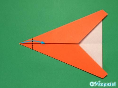 正方形の折り紙で紙飛行機の折り方6