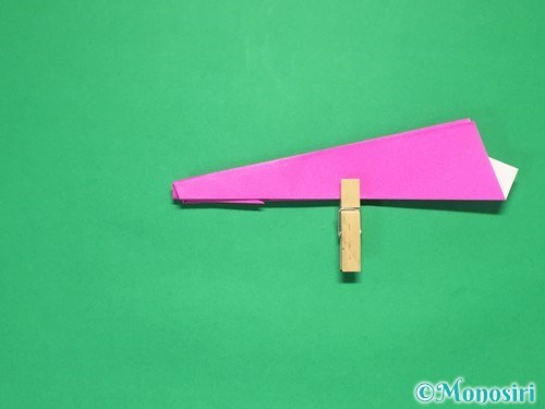 よく飛ぶ紙飛行機の折り方12