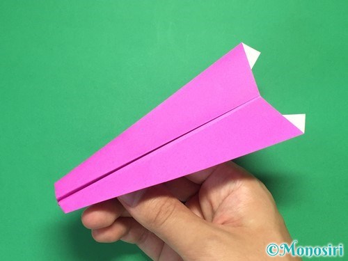 よく飛ぶ紙飛行機の折り方13