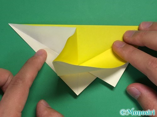 折り紙2枚で星の作り方17