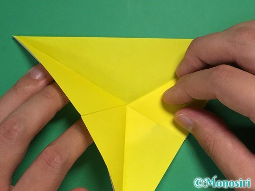 折り紙2枚で星の作り方18