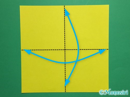 折り紙で蝶(ちょうちょ)の折り方手順1