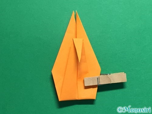 折り紙で鶴の折り方手順28
