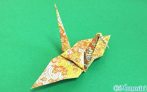折り紙で折った鶴