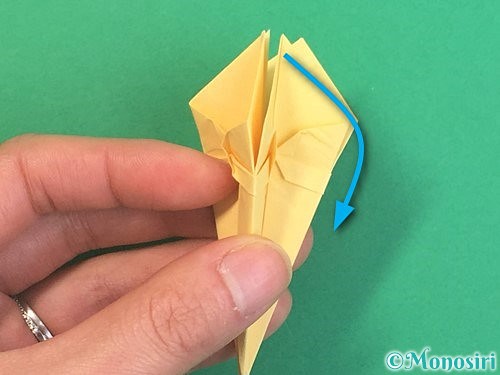 折り紙で水仙の立体的な折り方手順39
