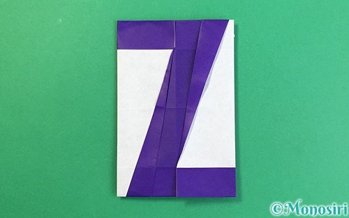 折り紙で作ったアルファベットのZ