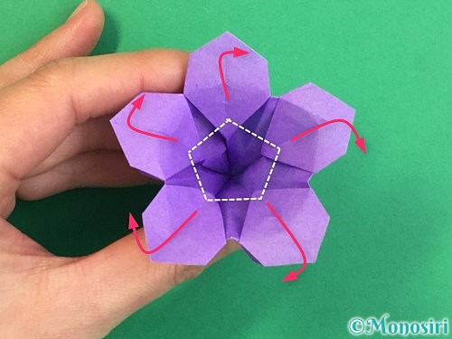 折り紙で立体的なリンドウの折り方手順45